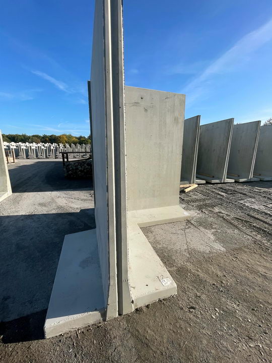 Silos agricoles préfabriqués : angle en T complet