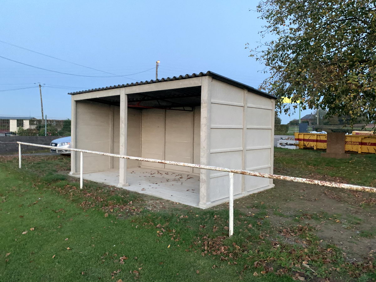 Garages préfabriqués en abris